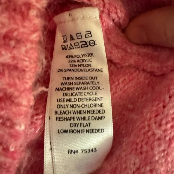 cupcakes & cashmere Pink V-Neck Sweater with Heart Details - Picture 5 of 5